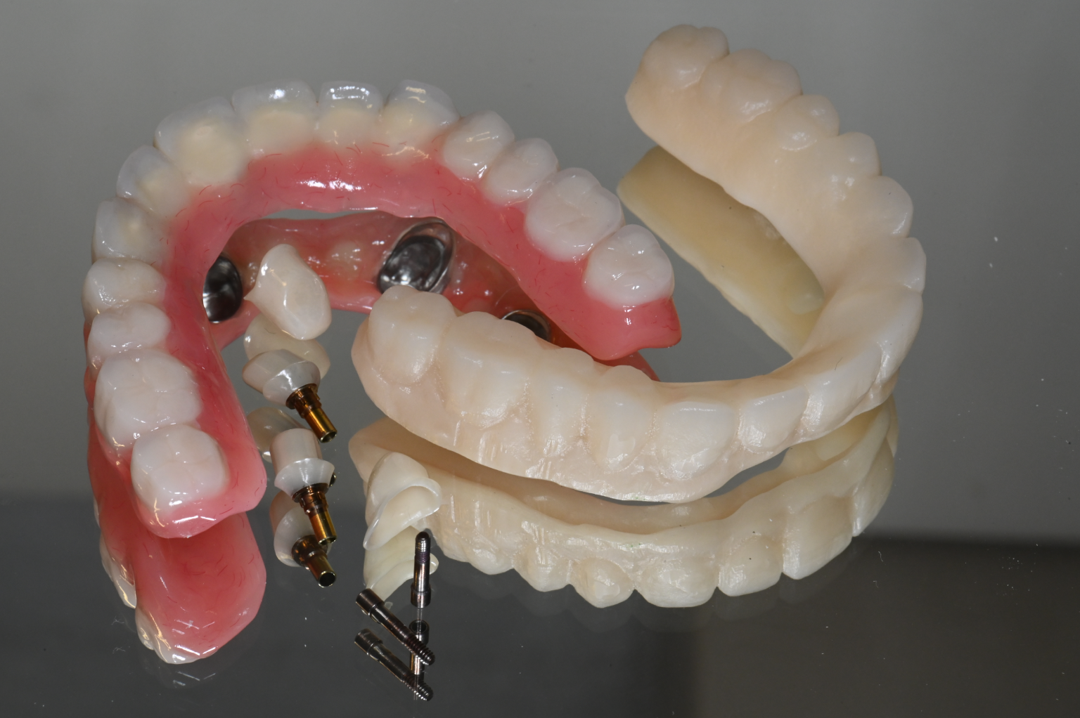 Maßgefertigter Zahnersatz